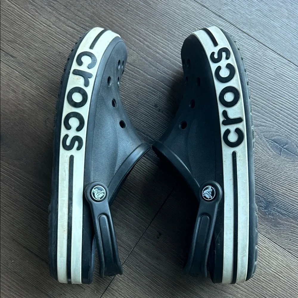 CROCS Classic Black Clogs ! Size 10